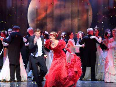 Bo Skovhus and Marlis Petersen as the Eisensteins in Bavarian State Opera’s Die Fledermaus, December 2015