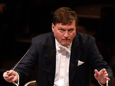 Christian Thielemann conducting Bruckner’s First Symphony with his Dresden Staatskapelle at the Gasteig in Munich in 2017